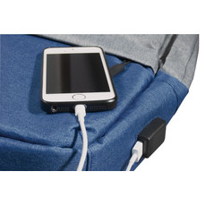 Zaino portacomputer con cavo USB interno