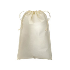 Sacchetto in tnt con cordini 30x45 cm  colore naturale