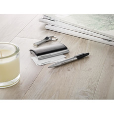 Set elegante con penna porta e biglietti da visita colore nero