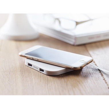 Caricatore con 2 porte per le ultime versioni di smartphone colore bianco
